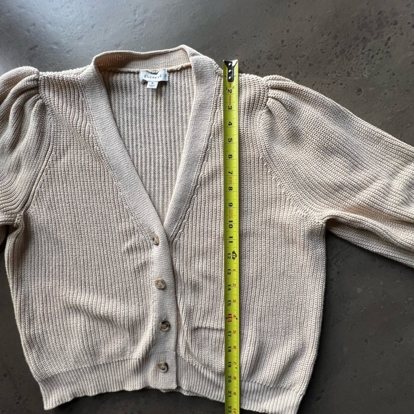 Puff sleeve cardigan by Evereve. Tan, size M. - Picture 6 of 7